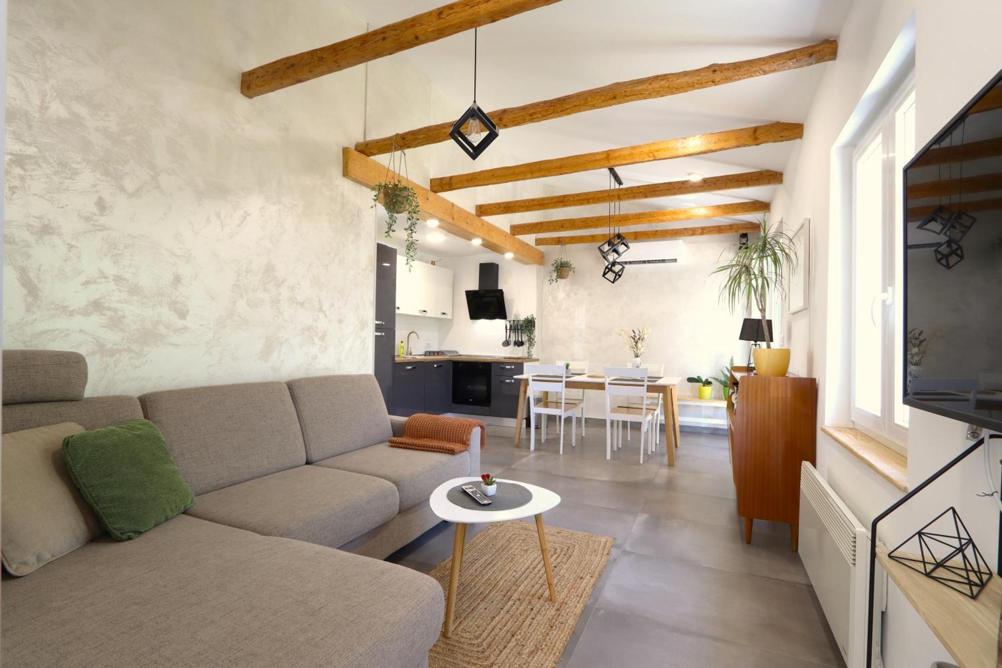 Holiday House "Laurus Garden" With Private Parking Медулин Екстериор снимка