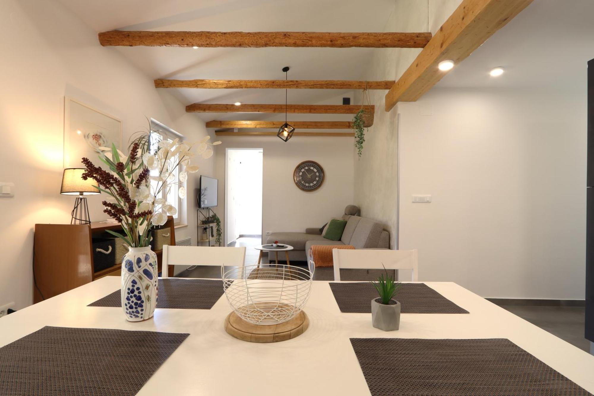 Holiday House "Laurus Garden" With Private Parking Медулин Екстериор снимка